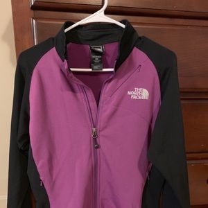 Women’s North Face jacket